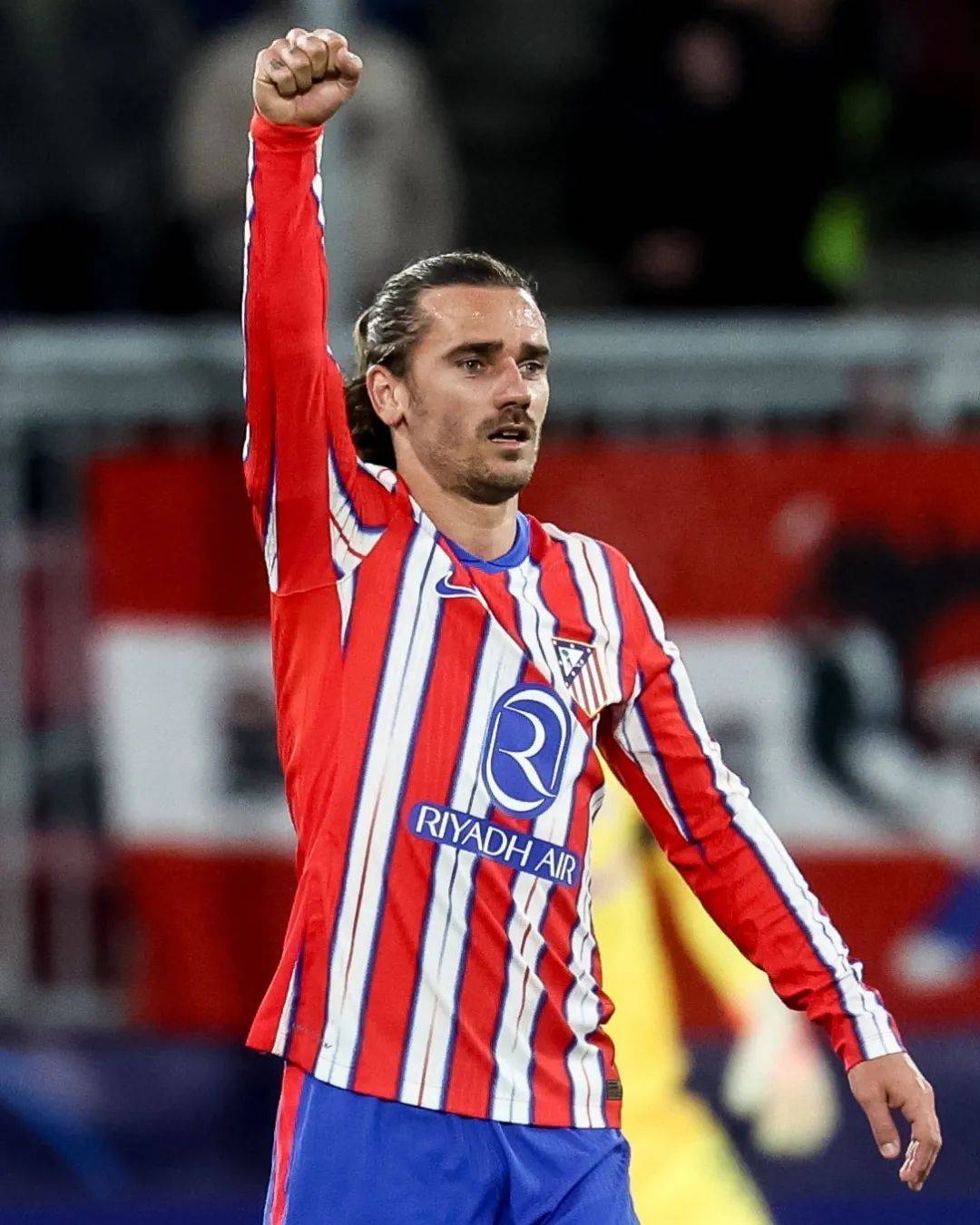 皇马力克巴萨，格列兹曼乌龙送礼德甲