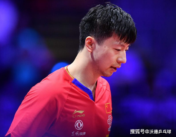 英国乒乓球队横扫韩国乒乓球队，奥恰洛夫完成帽子戏法