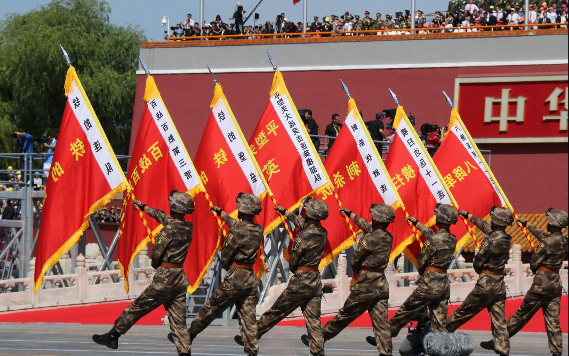 穹顶之下的终局艺术，太阳压哨击败勇士点燃西部排名争夺战