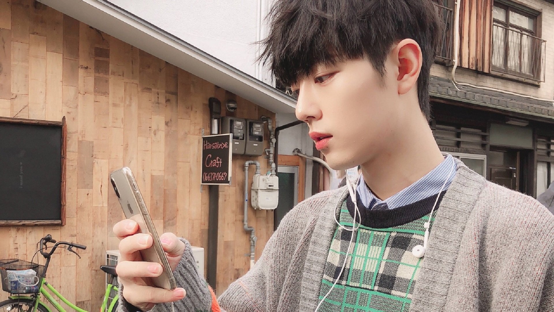 李刚仁独中两元,韩国队长带队3-1击败日本,剑指乌拉圭!