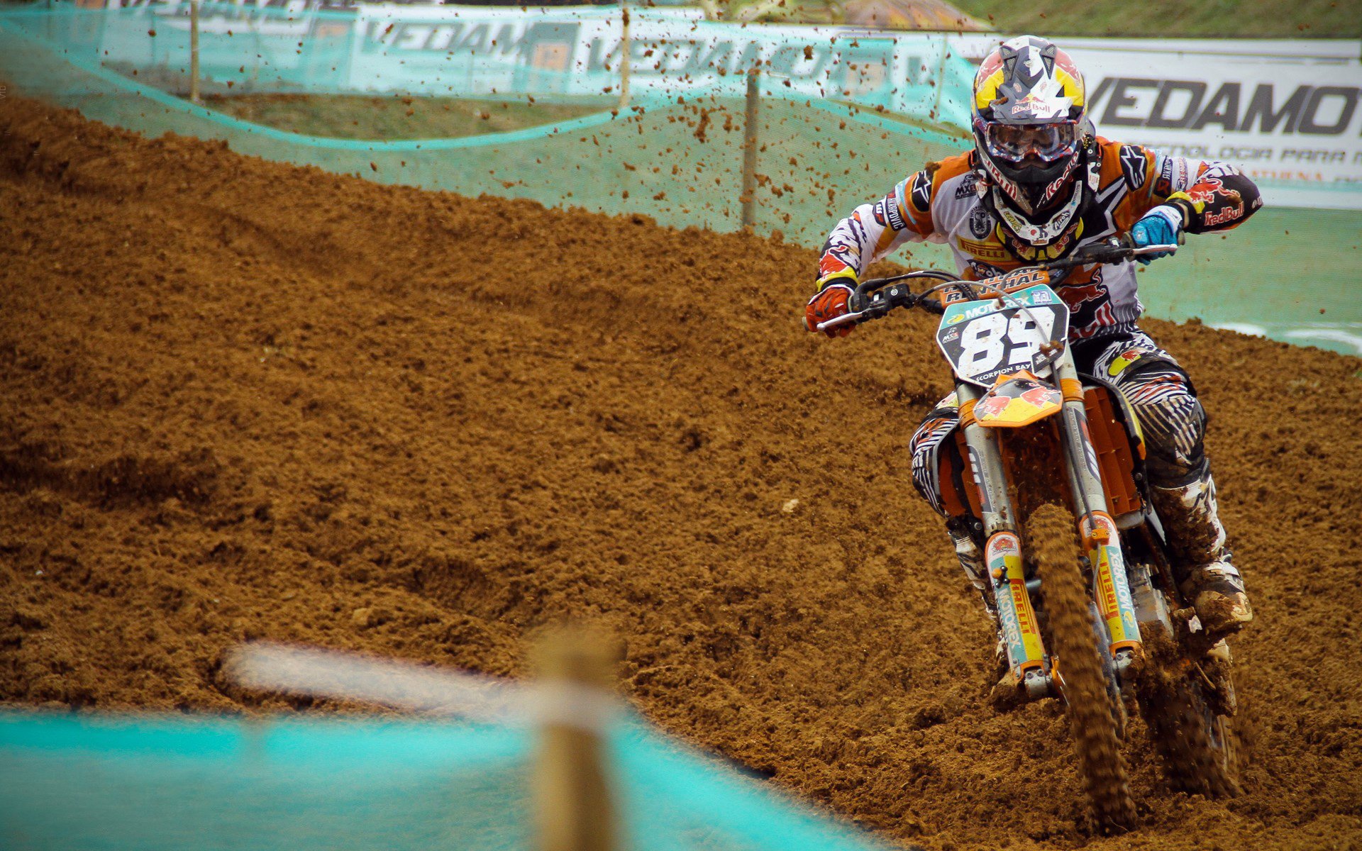 世俱杯分组-黄潜艇碾碎潘帕斯雄鹰，哈弗茨的全面统治与足球哲学的胜利