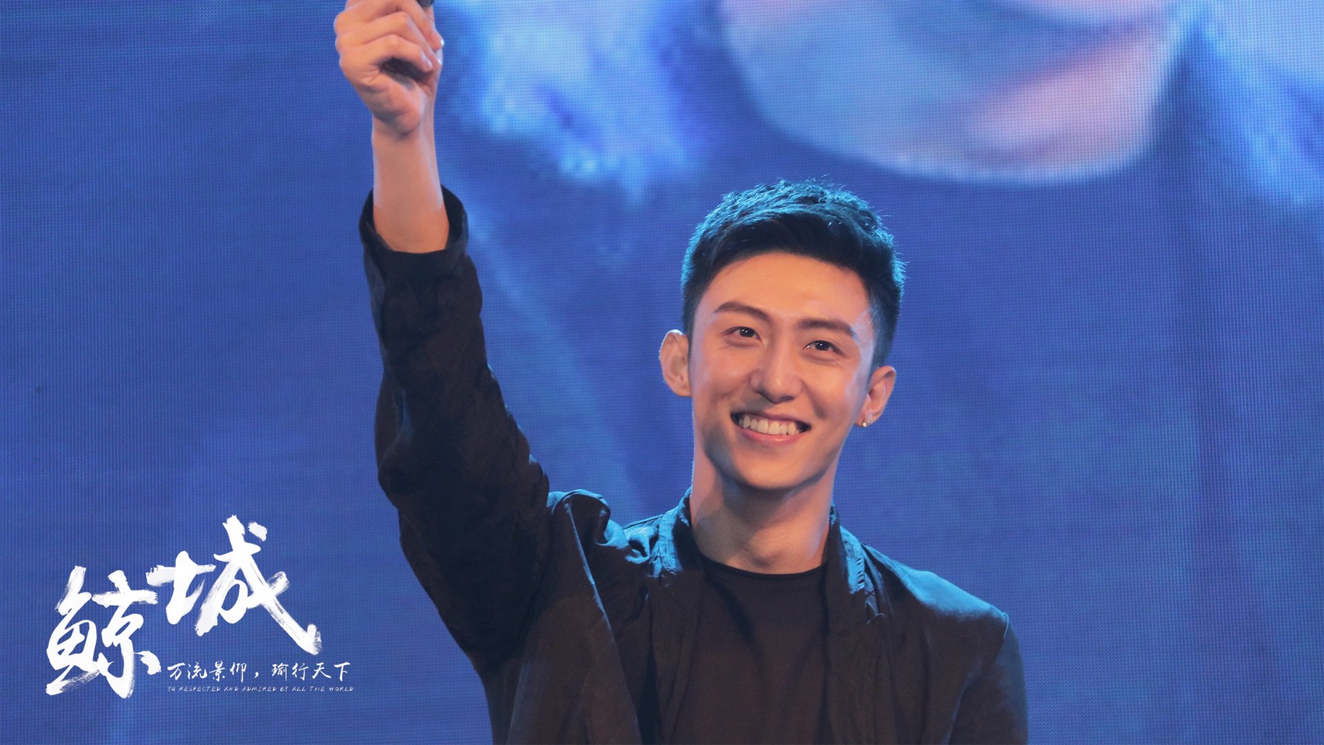 绝杀时刻，墨西哥城上空的红色闪电如何撕裂马赛的铁幕